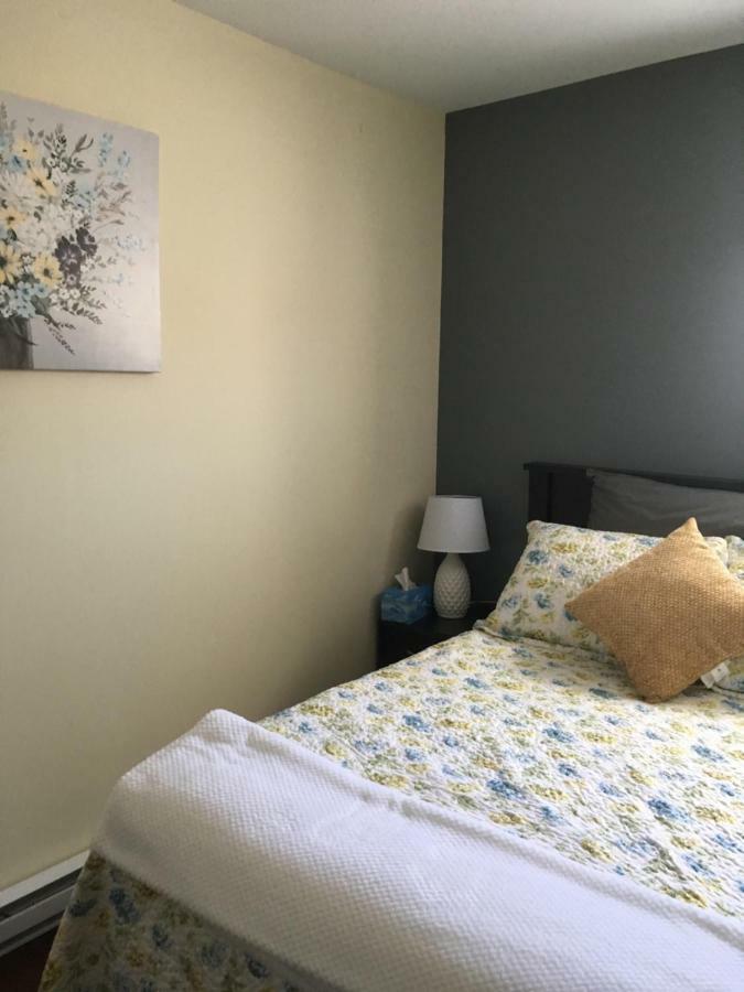 Down Home Accommodations 록키 하버 외부 사진