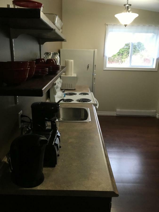 Down Home Accommodations 록키 하버 외부 사진